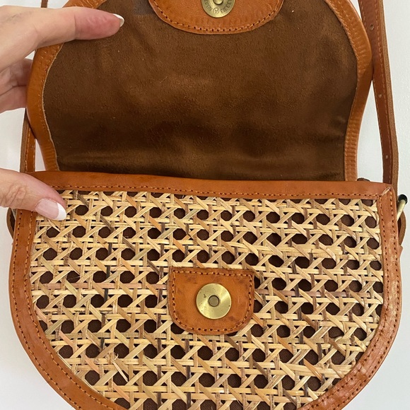 VINTAGE Style BOHO woven cane and leather handbag, lovely style. - Picture 3 of 5